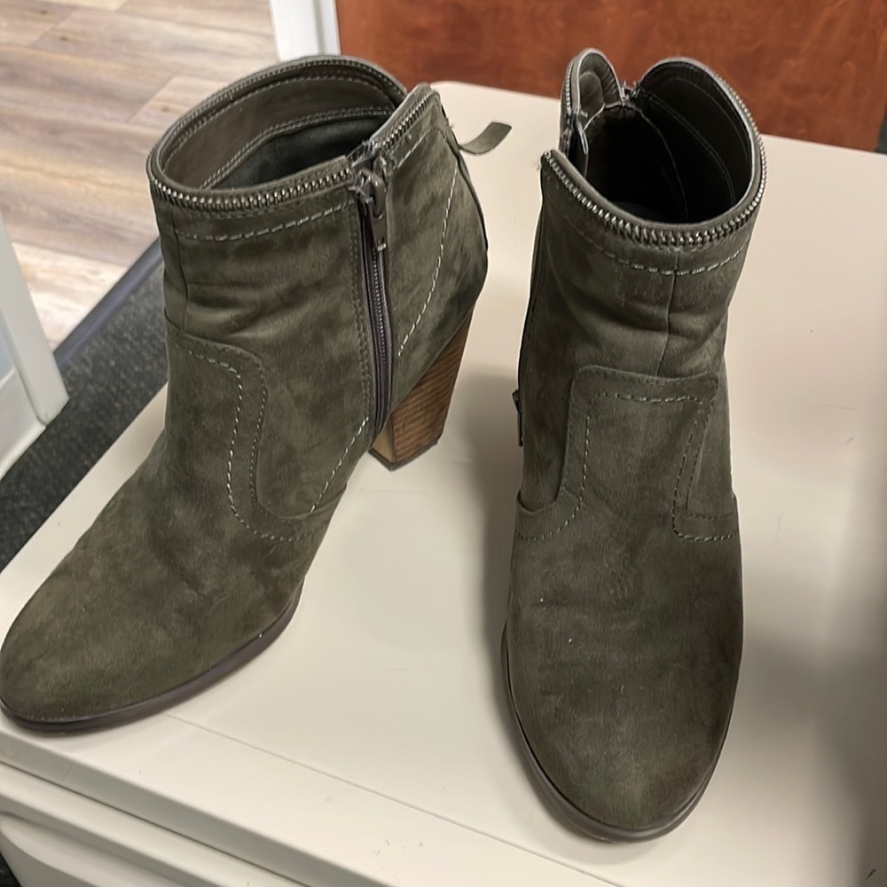 Crown vintage suede booties
